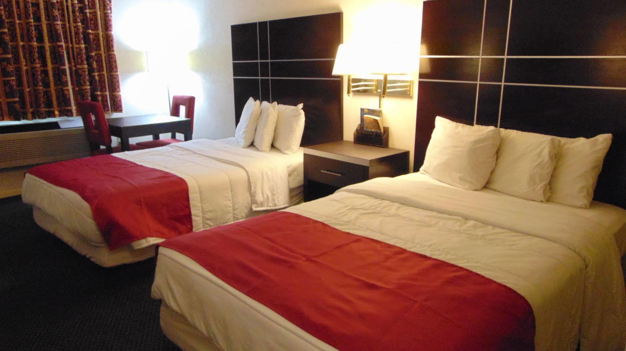 Oceanside Lodge Marmora Екстер'єр фото